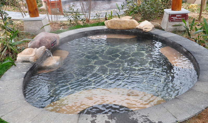 灰汤华天城温泉
