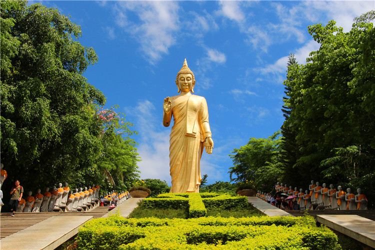 西双版纳勐泐大佛寺丨与佛结缘,和美一生