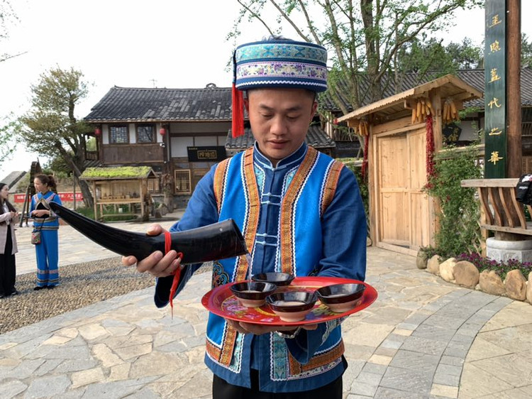 【黔南州攻略大赛】格鲁格桑大观园之拦门酒 - 黔南布依族苗族自治州