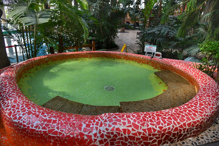 北戴河渔岛,泡北方最大温泉,看好莱坞大片