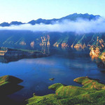 燕塞湖