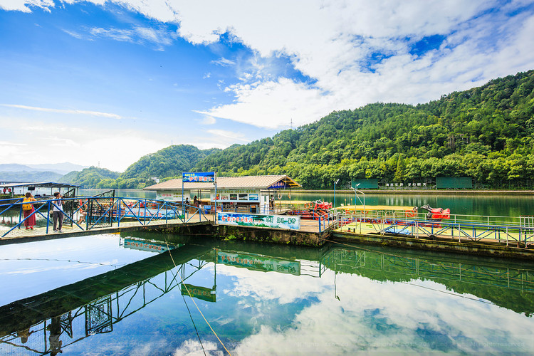 发现17度建德新安江之美-新安江龙舟漂游发现17度建德新安江之美