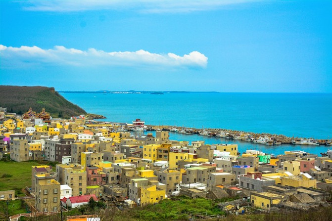 澎湖岛 偶遇的小渔村 据说当年靠走私发家 富甲一方 澎湖岛