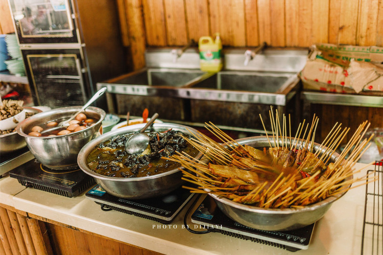 去张家界,看放大的盆景,逛缩小的仙境