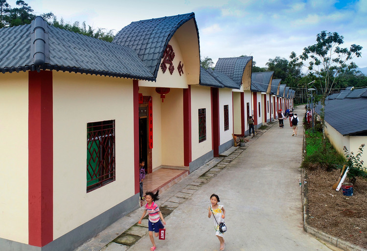 海南有一个高颜值的黎族村寨-琼中潮村新村