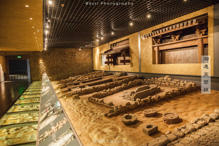 验客】湘遇古城细数时光的流转老司城博物馆以老司城遗址建筑原貌蜿蜒