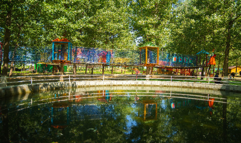 景点地址: 河北省保定市徐水区崔庄镇干河沟村徐新路南刘伶田园小镇内