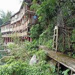 雨卜民族风情旅游度假村