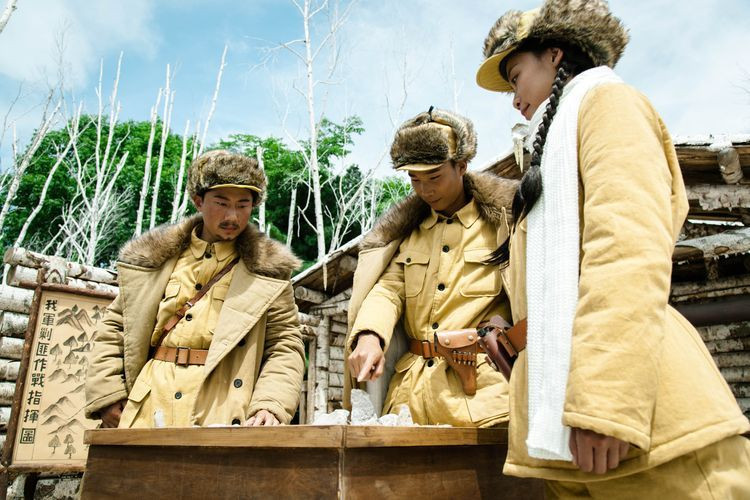 查阅网络信息得知:《智取威虎山》主要打造五个主题场景:分别是