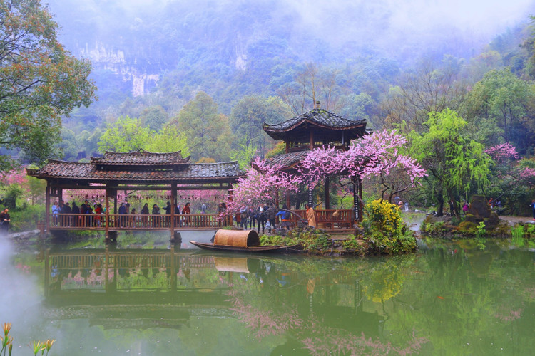 寻一处秘境,遇见桃花源