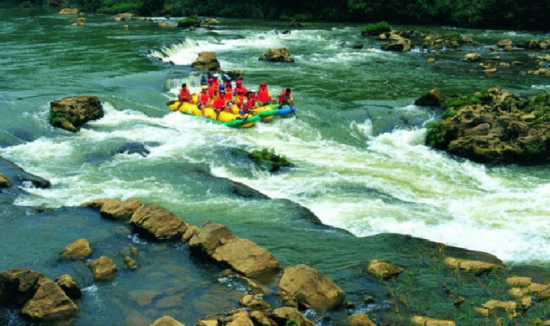 黄果树漂流