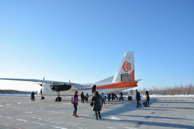 那年冬天 我在东北 哈尔滨 漠河 雪谷 雾凇岛 9日游 四十八座的飞机比