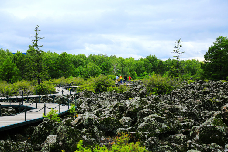 跟着火山鼠游五大连池龙门石寨