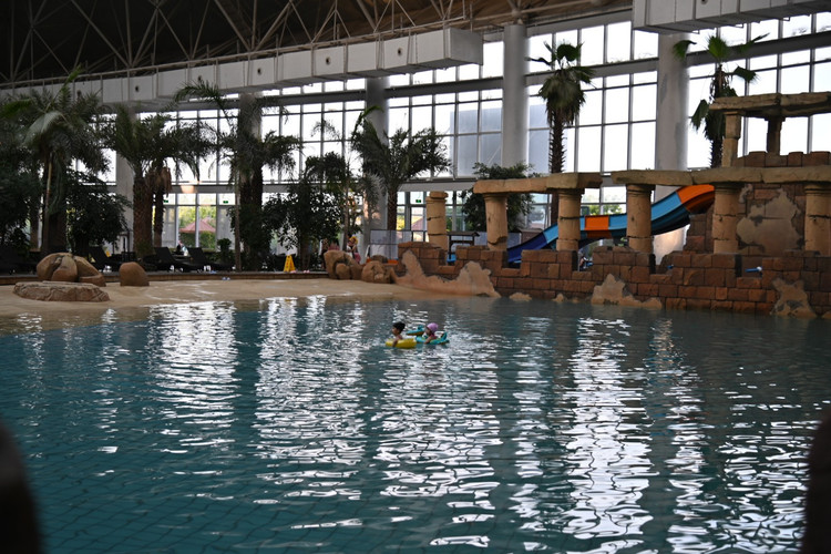 北戴河渔岛,泡北方最大温泉,看好莱坞大片