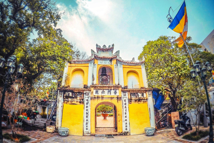 越南 4天3晚越南:法式浪漫河内 海上桂林下龙 独柱寺的正式名称是延佑