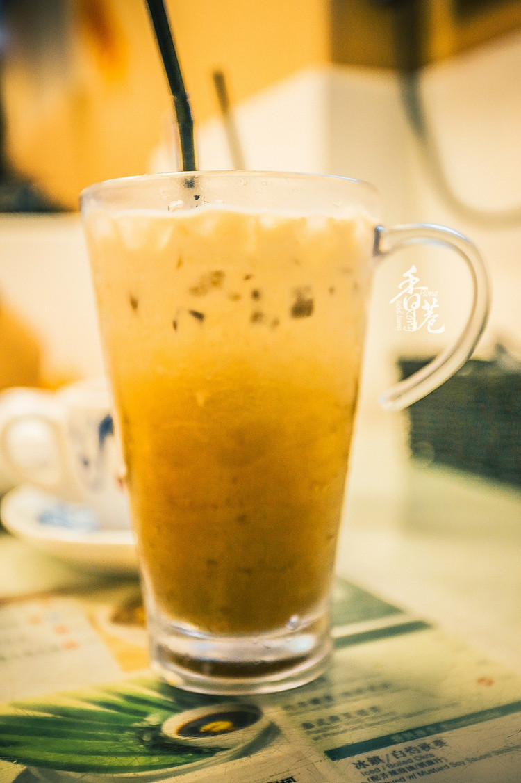 12刷香港,你到底有多好玩翠华茶餐厅 鸳鸯也很值得一试,奶茶和咖啡的