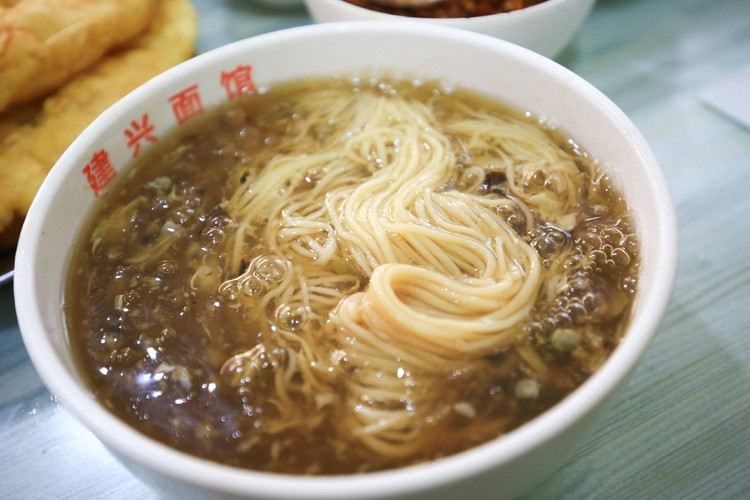 【烟台验客】忆烟台,最忆是蓬莱莱小面是山东蓬莱地方传统名吃,蓬莱