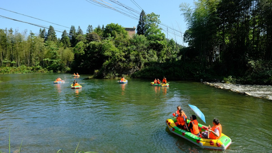 井冈山蜀水河漂流