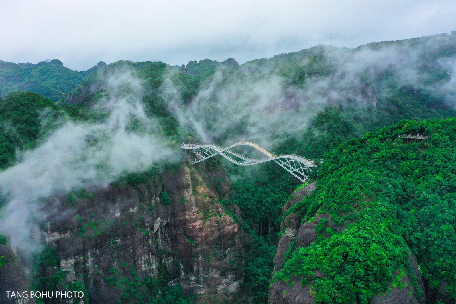 小众旅游地神仙居，云雾缭绕宛如人间仙境