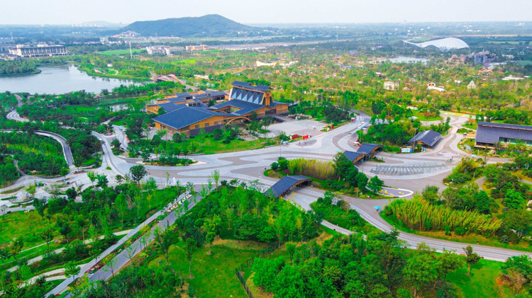 那么扬州2021年世博园可是不得不去的,3500多亩的植被片区,五大核心