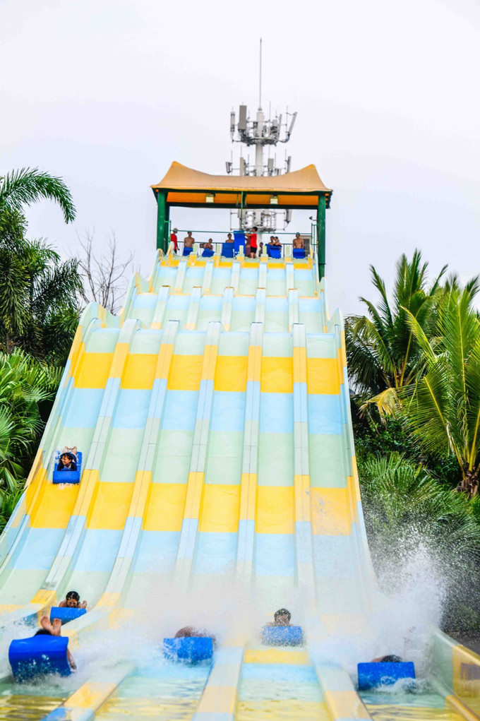              玛雅海滩水公园