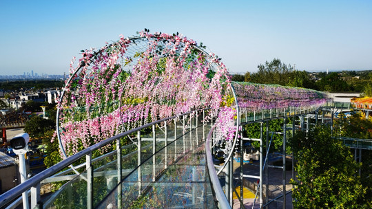 秦岭欢乐世界高空漂流