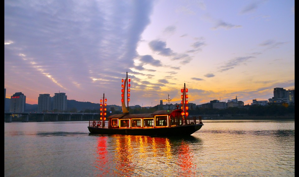 富春山居图实景游(东门码头)