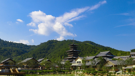 黄梅东山问梅村门票