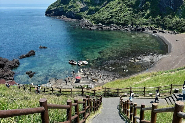 5天4晚·济州+牛岛+城山日出峰+涉地可支+月汀里+咸德半自助游