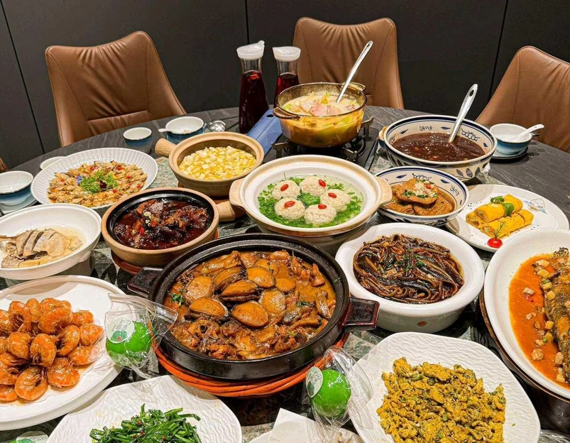 红厨巷南京菜(现代大厦店) - 南京市旅游 1