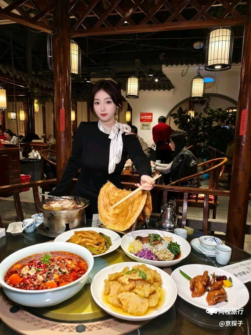 燕郊烧鸽子(和众店) - 北京市旅游
