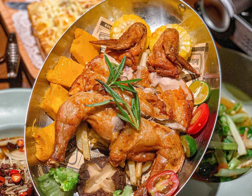 阿娜尔·新疆菜(皇庭广场店) - 深圳市旅游 1