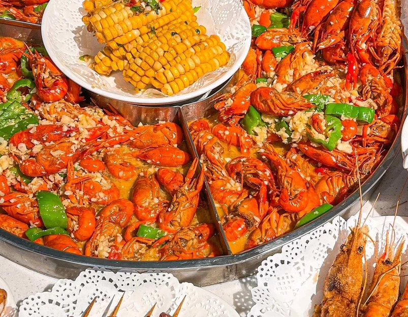 家兴潮汕火锅·鲜活牛肉·甄选海鲜(桐庐首店) - 杭州市旅游 1