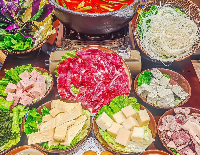 黔有朋贵州酸汤牛肉火锅(沙井店) - 深圳市旅游 1