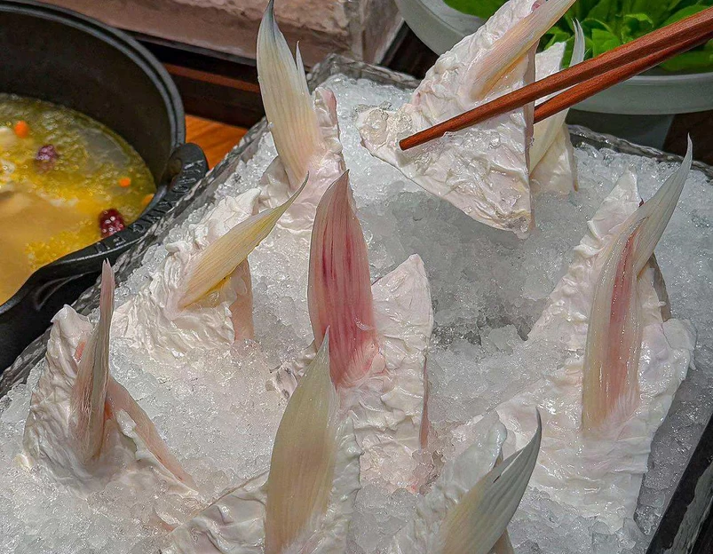 脆鲜生-脆鲩鱼火锅卓悦中心店 - 深圳市旅游 1