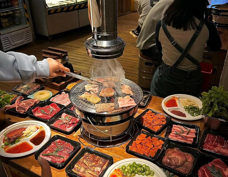 街边碳长烧肉铺(奥园店) - 成都市旅游 1