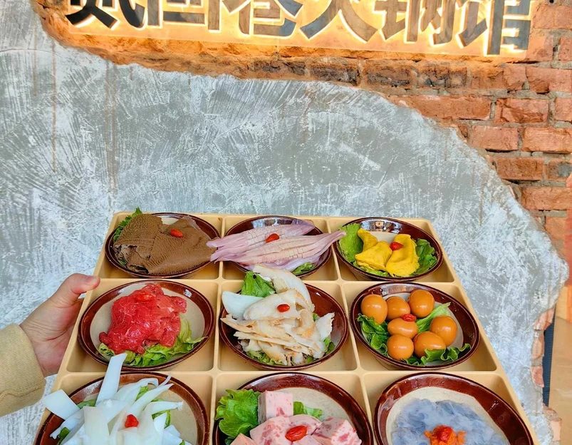 贰回巷火锅馆(大雁塔店) - 西安市旅游 1