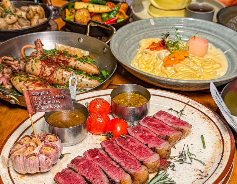 the eating table(卓悦中心店) - 深圳市旅游 1