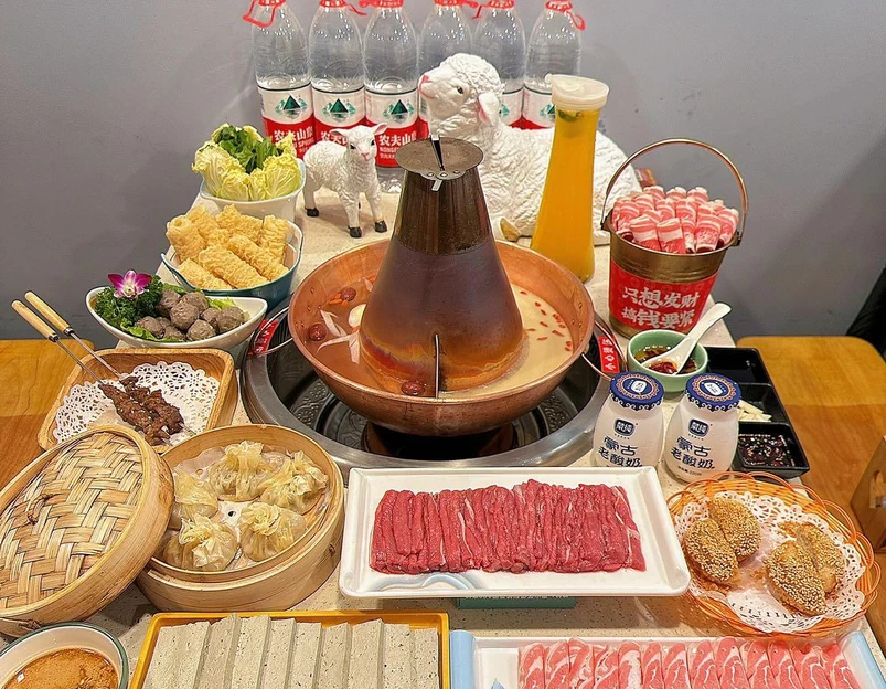 蒙鲜炭火铜锅涮(深圳首店) - 深圳市旅游 1