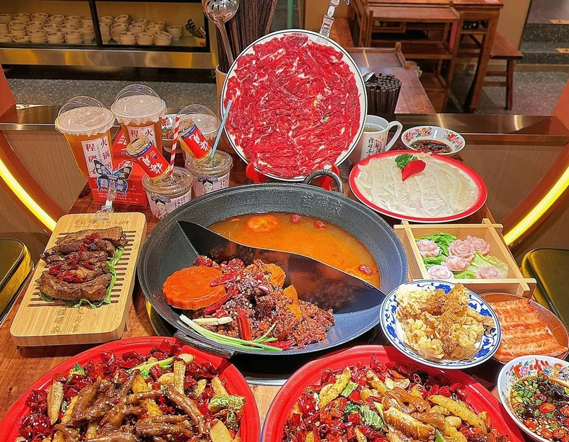 程碟衣火锅馆(壹方天地店) - 深圳市旅游 1