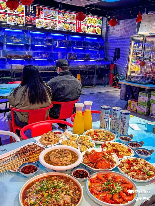 蚝阁·海鲜烧烤大排档(胜太路店) - 南京市旅游