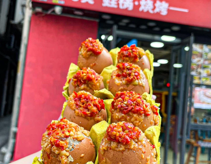 自蚝餐厅·鸡煲·蛙锅·新潮烧烤 - 深圳市旅游 1