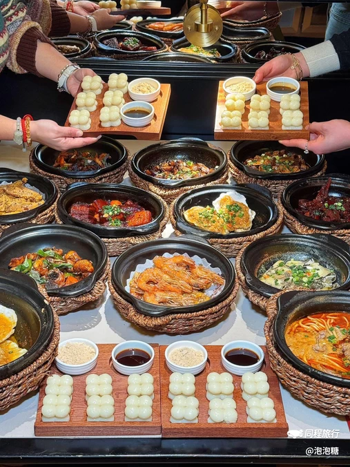 满煲·砂锅焗海鲜(上海首店·静安大悦城店) - 上海市旅游
