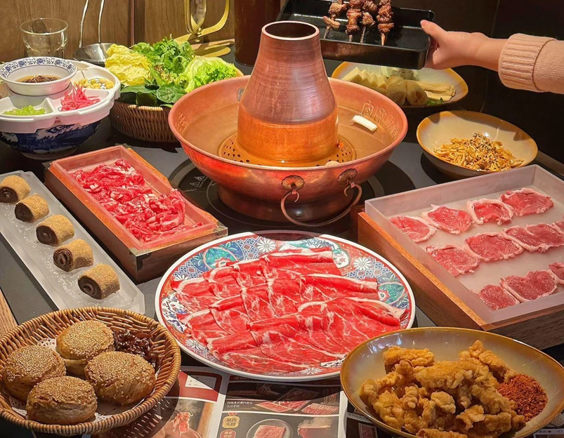 老墙根北京涮肉(世博天地店) - 上海市旅游 1