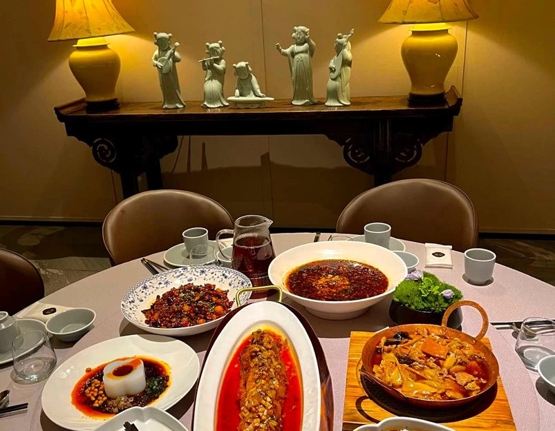 山茶·老手艺重庆菜(解放碑店) - 重庆市旅游 1