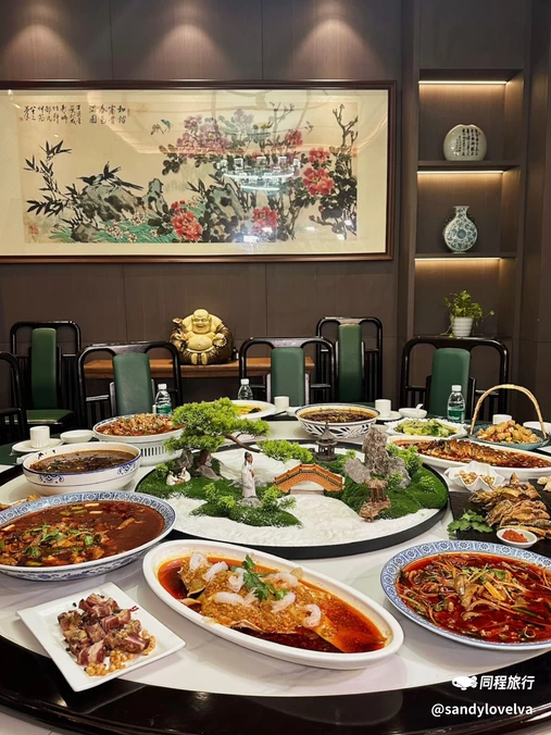 永久王鲶鱼·精品鱼鲜馆(新街里店) - 成都市旅游