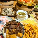 山隐徐来·老武汉江湖菜(江汉路店) - 武汉市旅游 缩略图 2