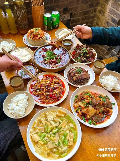 渝都十八碗(十八梯店) - 重庆市旅游