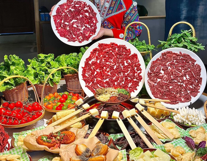黔有才·贵州酸汤夺夺粉火锅(梅林店) - 深圳市旅游 1