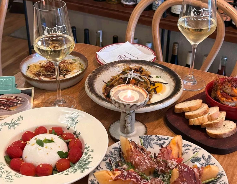 九月九Sep.Wine bar bistro - 成都市旅游 1